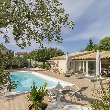 Villa Mireillo Noves